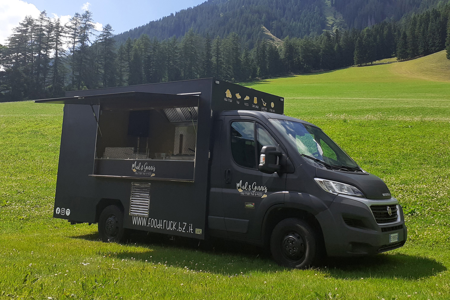 Bravissimo, food truck & buffet Italiano - Nova Kombi do